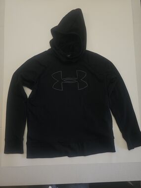 Under Armour Black Pullover Hoodie Womens Medium
